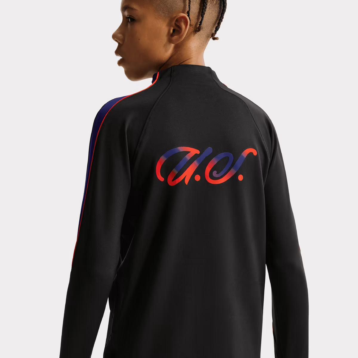 Youth Nike Black USMNT 2026 Strike Dri-FIT Long Sleeve Quarter-Zip Drill Top 2 Youth Nike Black USMNT 2026 Strike Dri-FIT Long Sleeve Quarter-Zip Drill Top