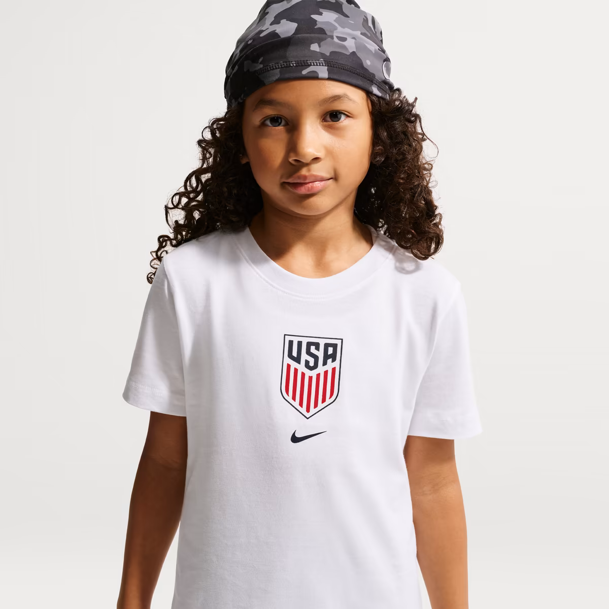 Youth Nike White USMNT Crest T-Shirt 3 Youth Nike White USMNT Crest T-Shirt