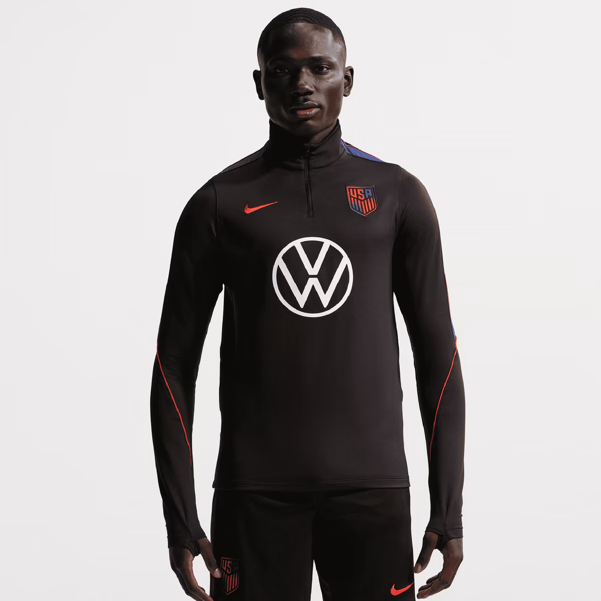 Men's Nike Black USMNT 2026 Strike Dri-FIT Quarter-Zip Long Sleeve Drill Top