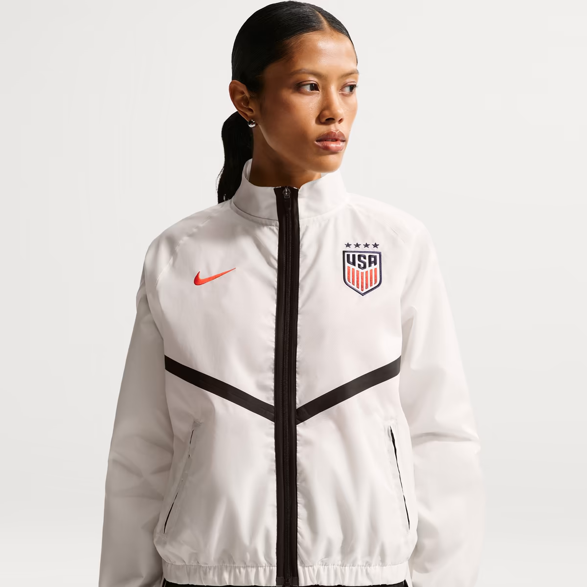 Women's Nike White USMNT 2026 Anthem Dri-FIT Full-Zip Jacket 9 Women's Nike White USMNT 2026 Anthem Dri-FIT Full-Zip Jacket